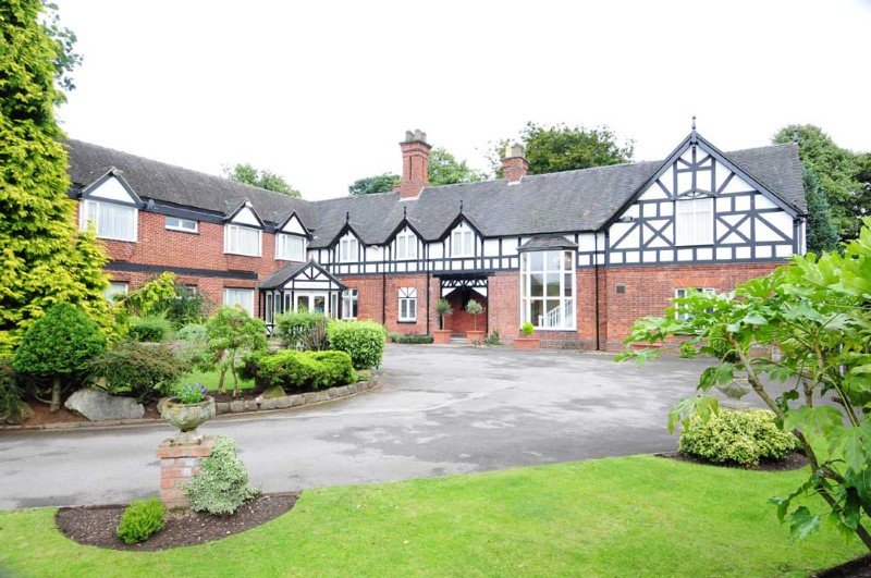 CHIMNEY HOUSE