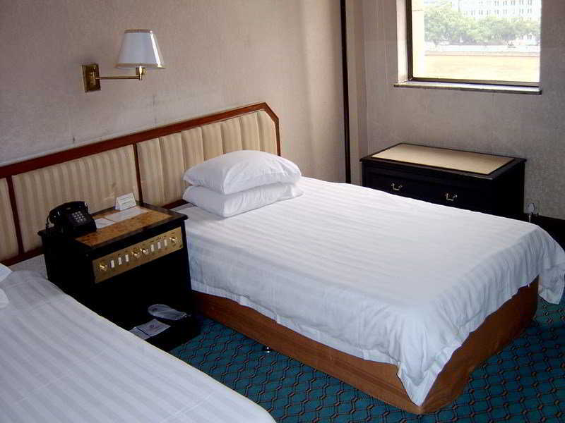 Guangzhou Aiqun Hotel