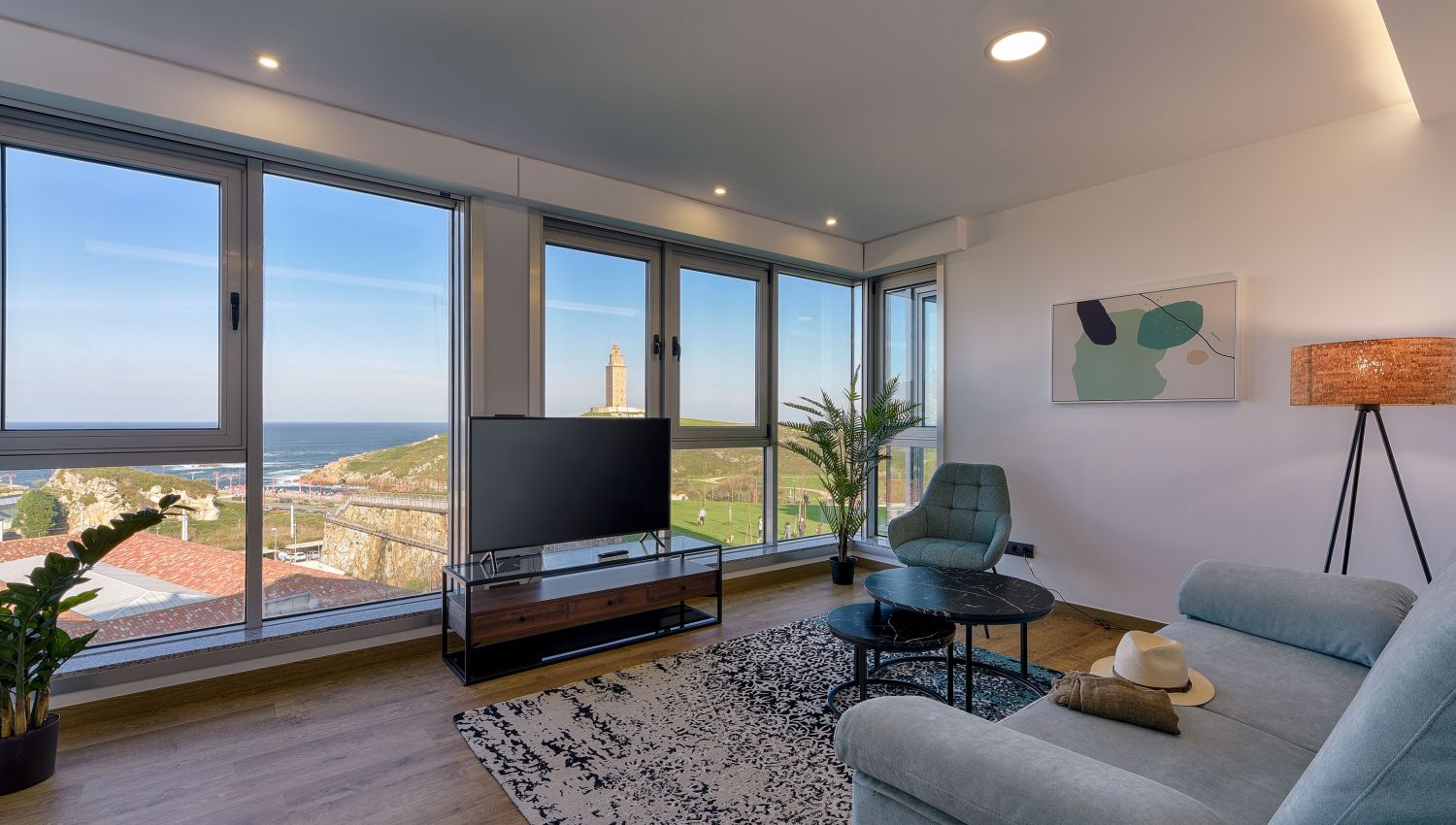 Th Suites