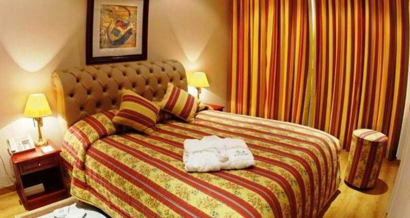 Al Bustan Hotel