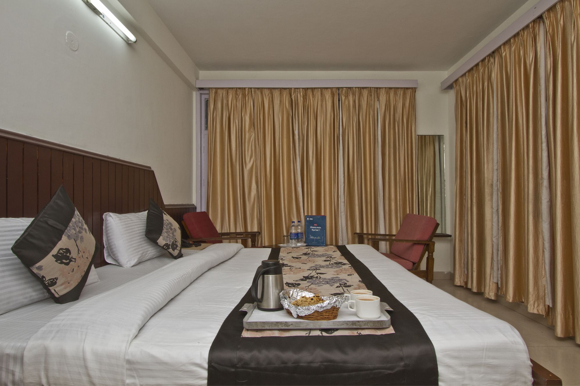 Hotel Meadows