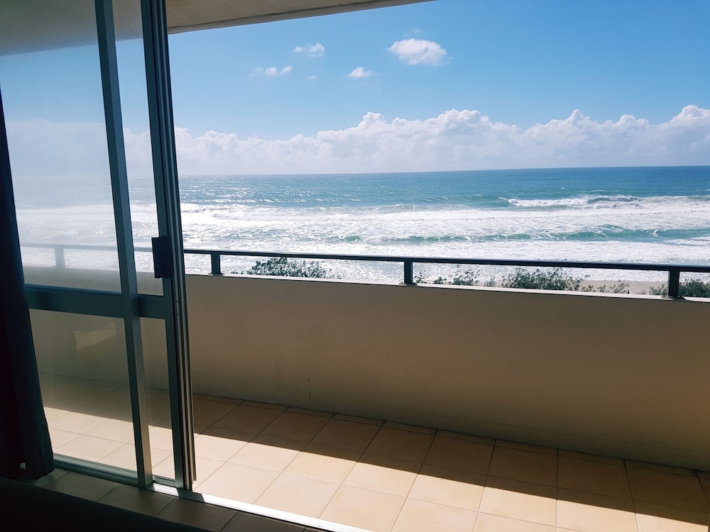 The Sands Holiday Apartments