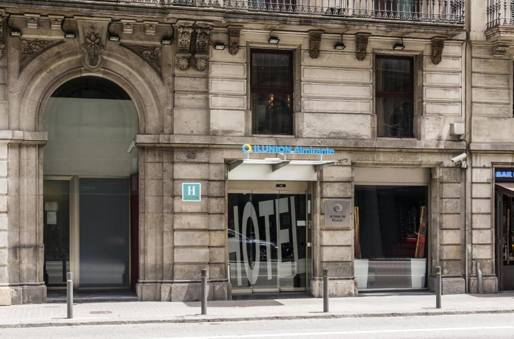 Hotel ILUNION Almirante