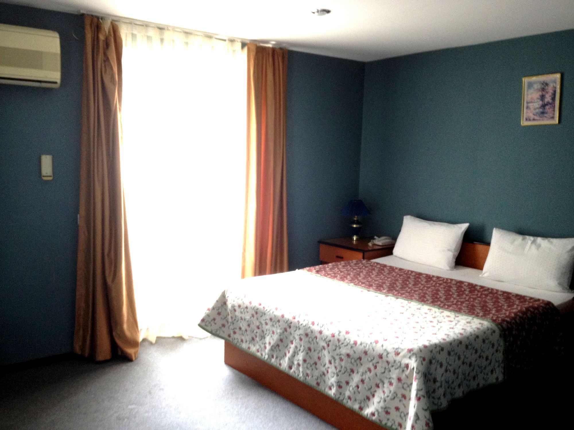Caspian Guest House