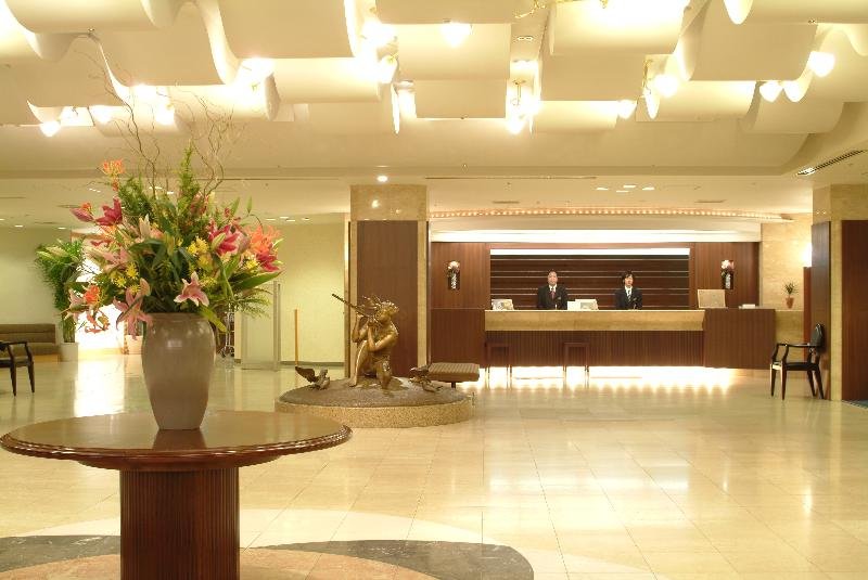 Floracion Aoyama