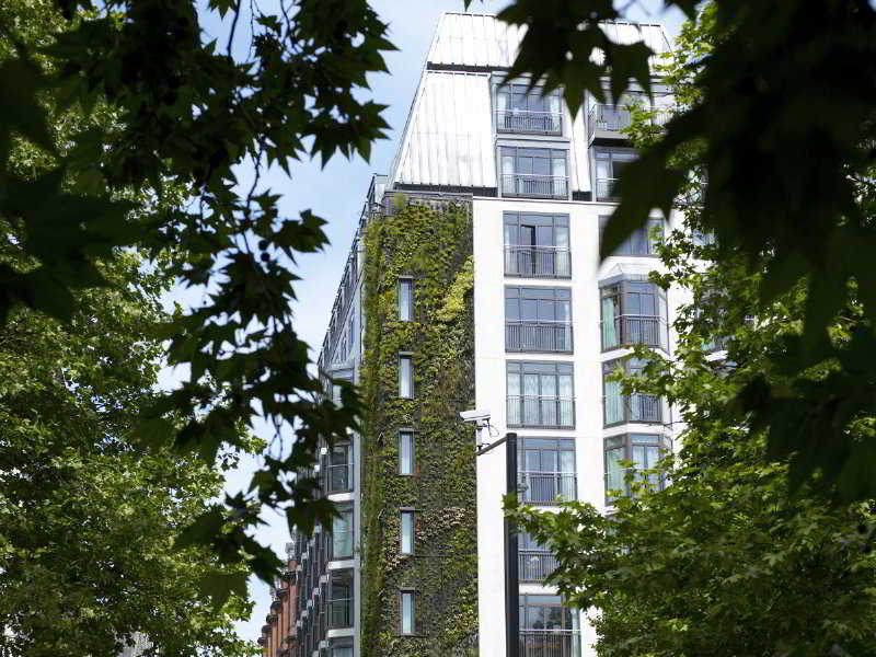 Athenaeum Hotel & Residences