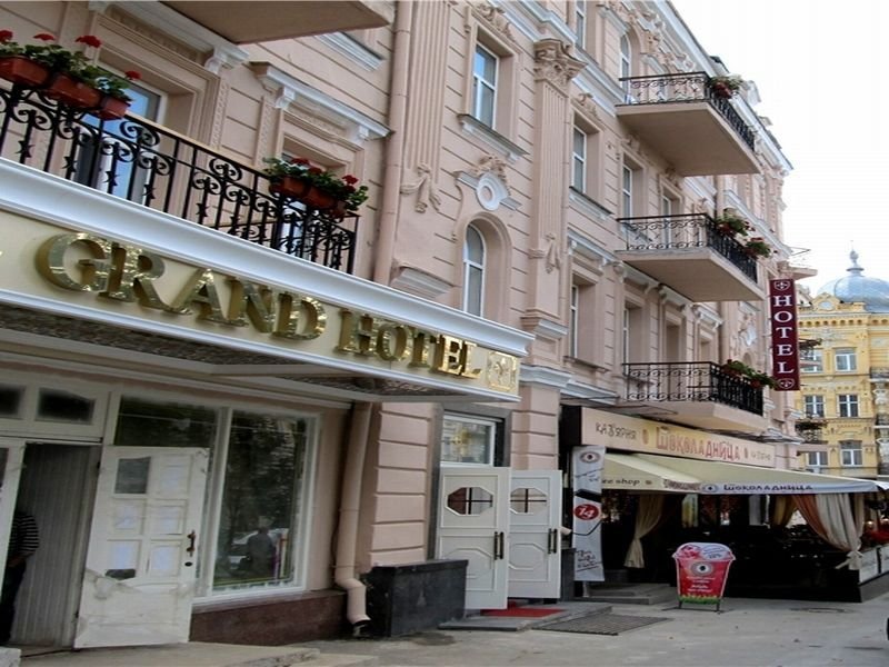 Royal Grand Hotel