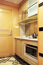 Huifeng International Apartment Hotel