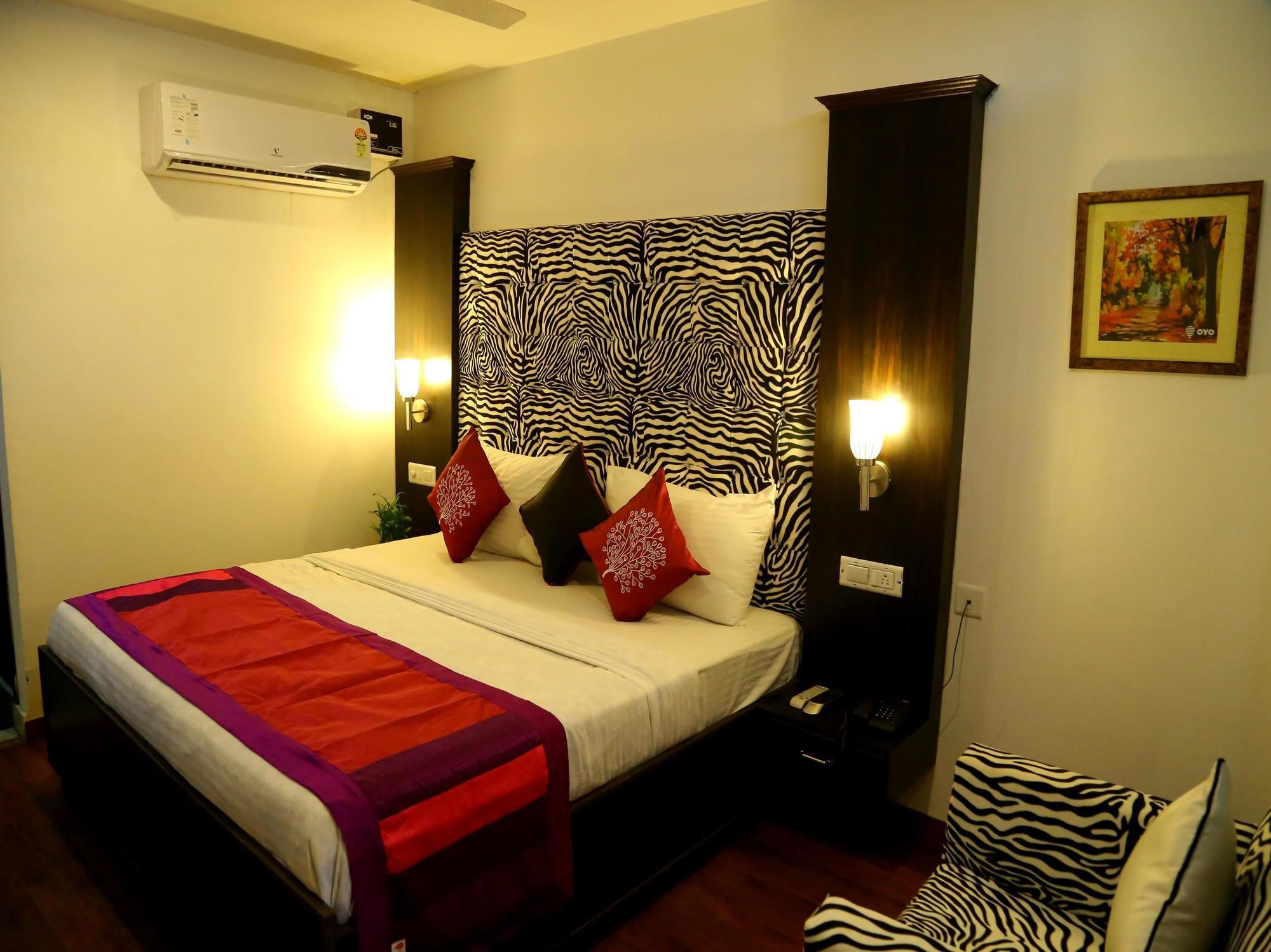 Chandigarh Grand by OYO Rooms