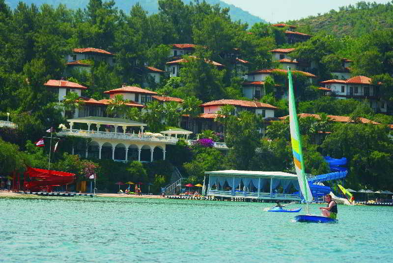 Club & Hotel Letoonia