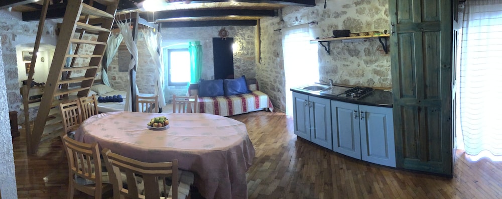 Apartment Voltera