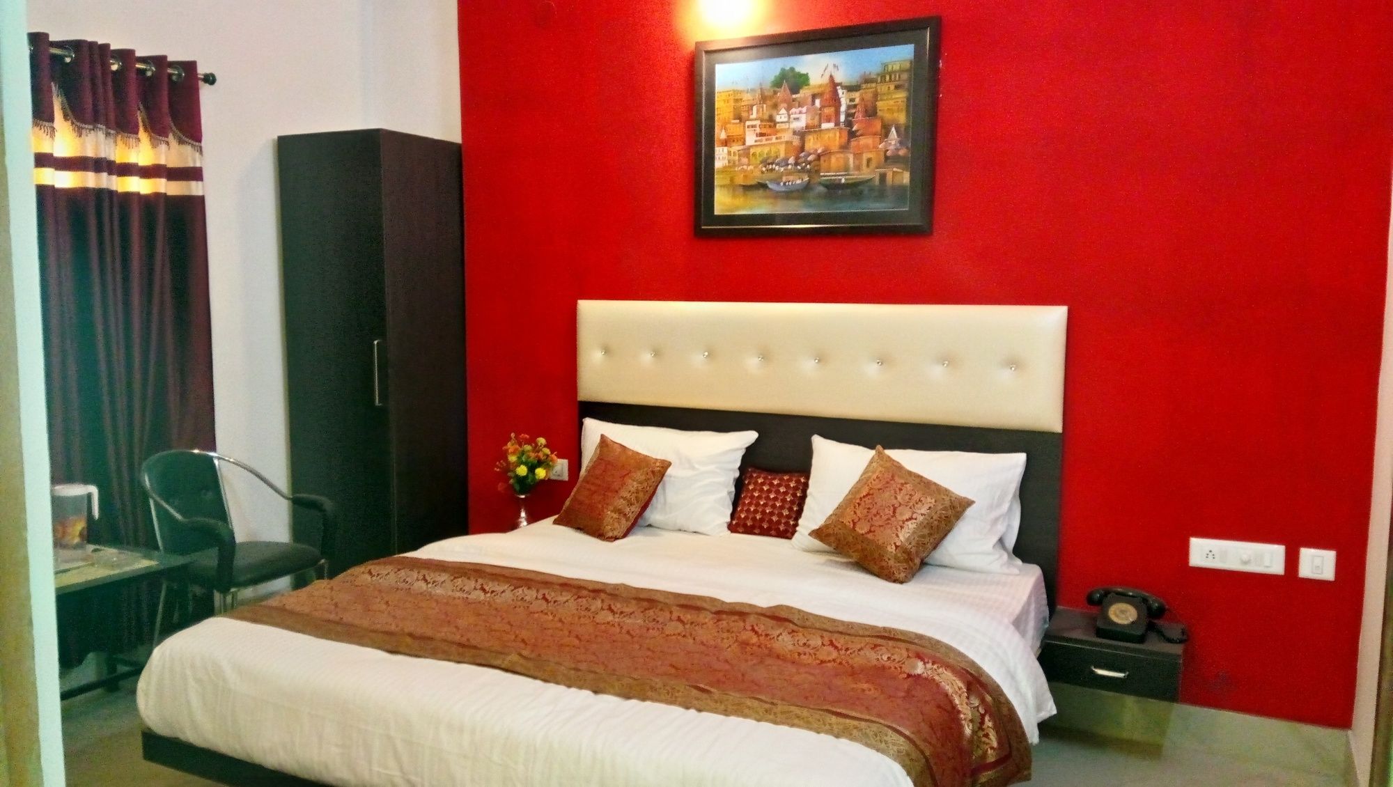 Hotel Yash Residency