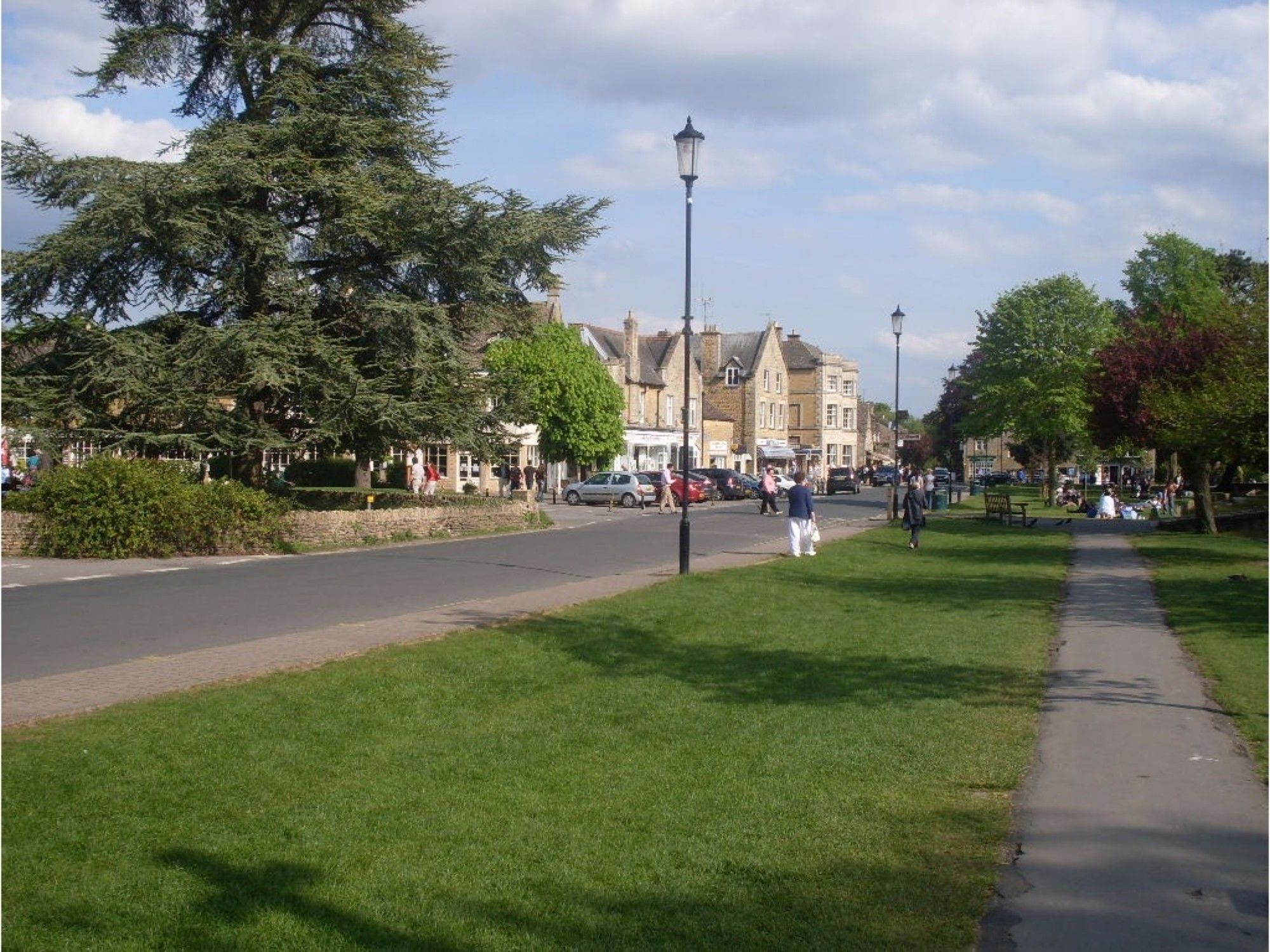 Broadlands Guest House
