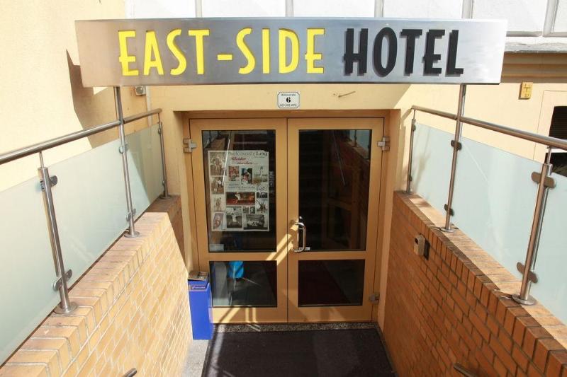 East-Side Hotel
