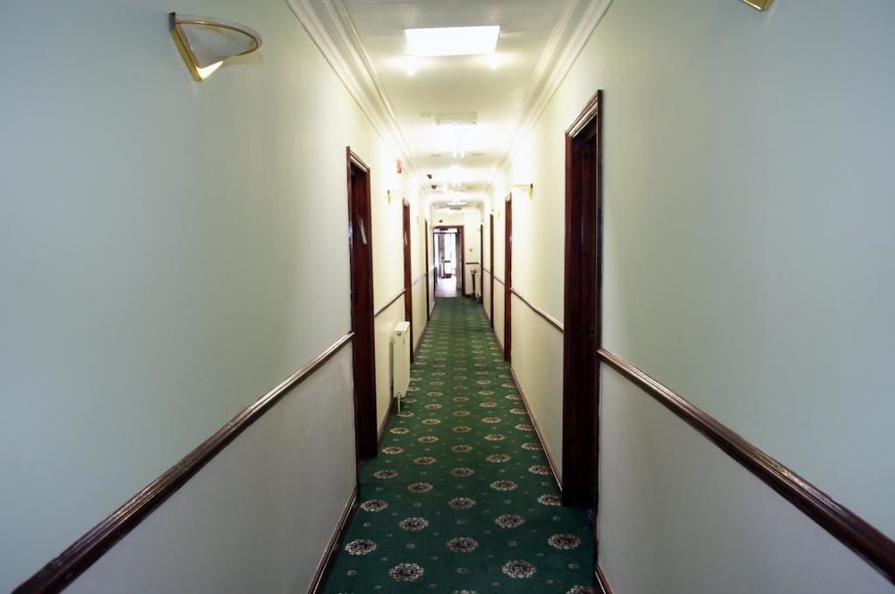 Park Avenue Hotel