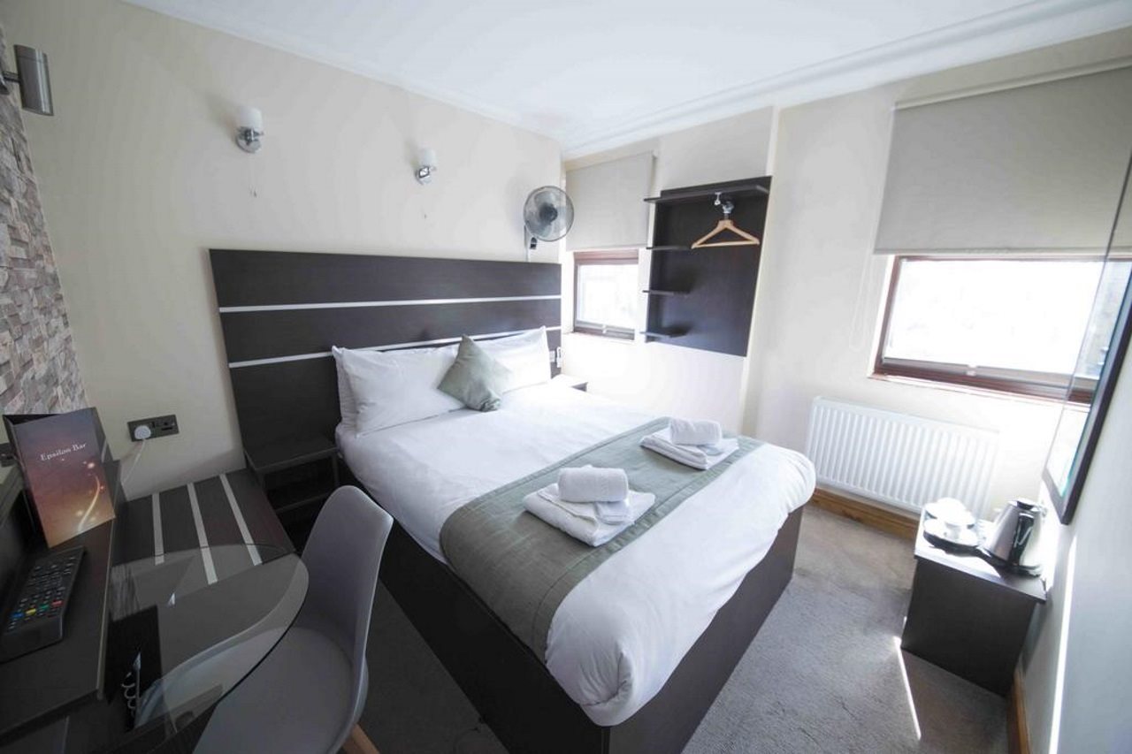 Epsilon Hotel