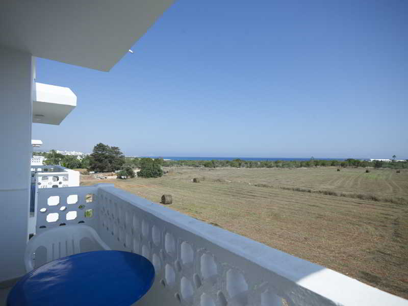 So Shine Aparthotel