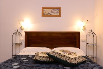 All'Ombra Del Cupolone