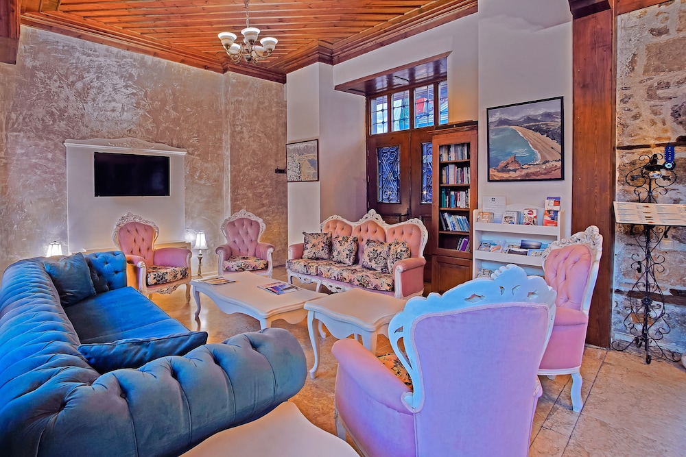 La Paloma Hotel