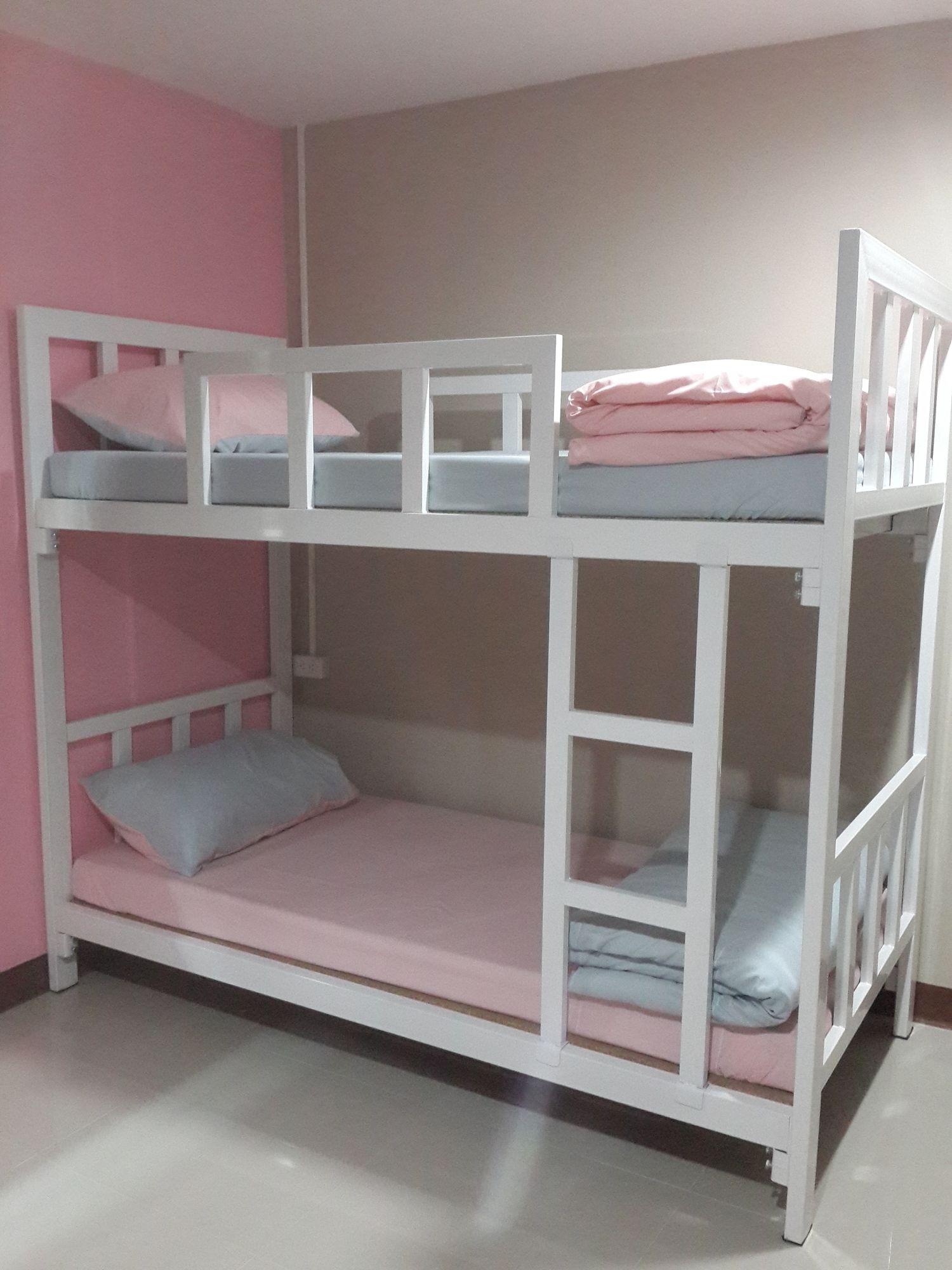 Wanderlust Bangkok Hostel