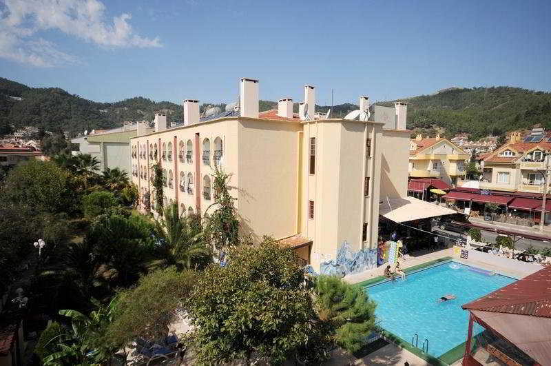 Grand Villa Sol Apartments