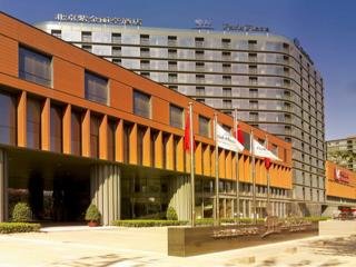 Park Plaza West