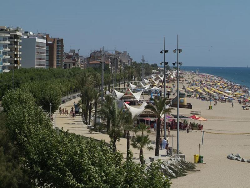 Hotel Y Apartamentos Neptuno Calella