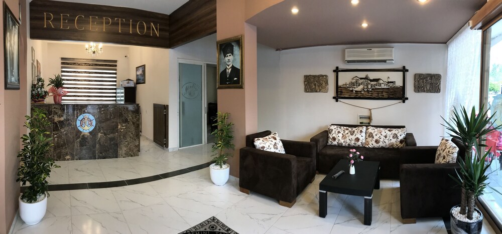 Park Marina Hotel
