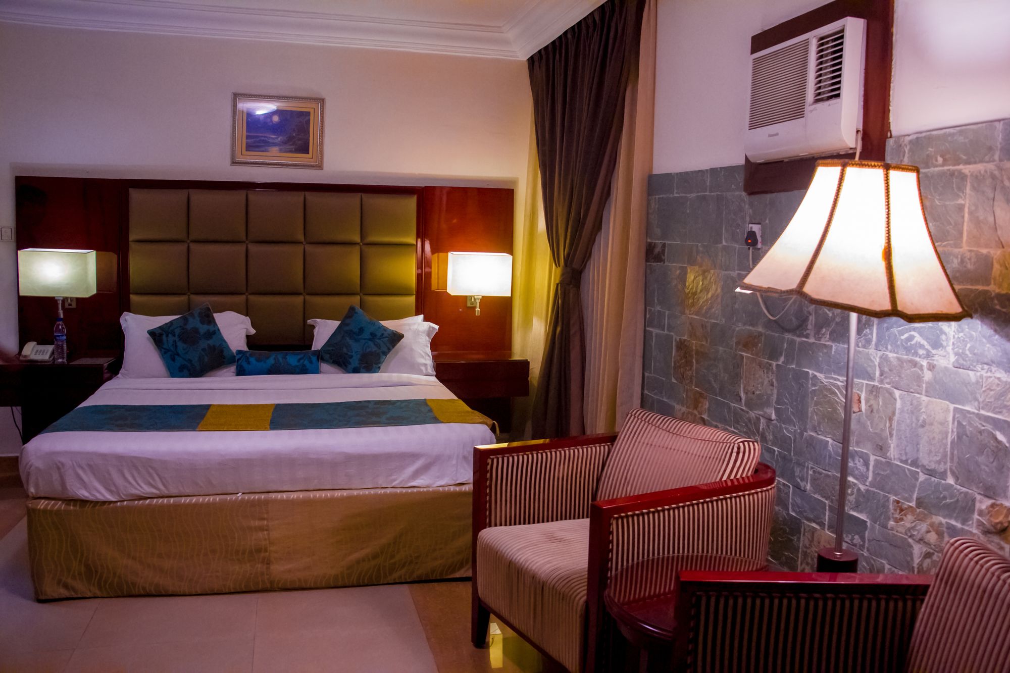 De Renaissance Hotel