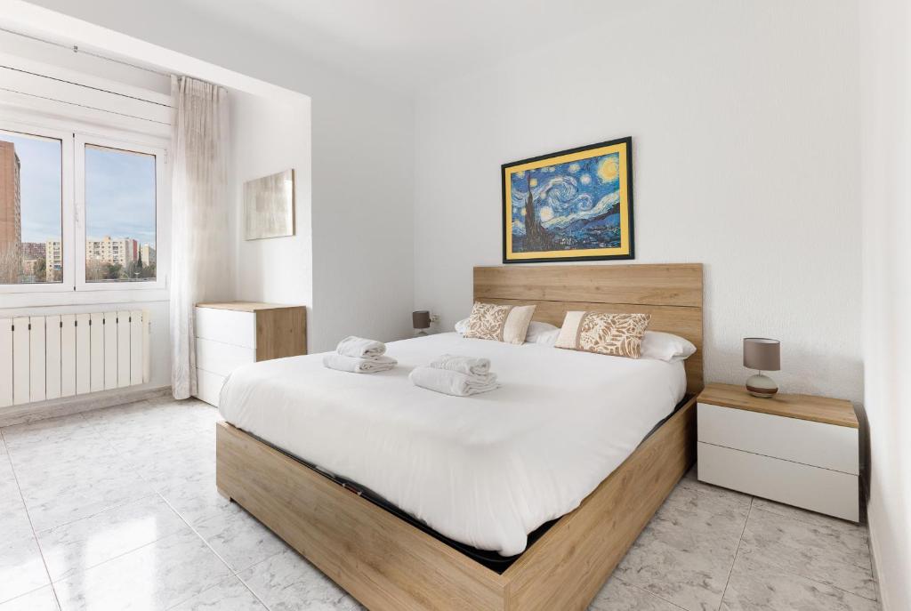 Bright Apartment Close To Congress Center & Port