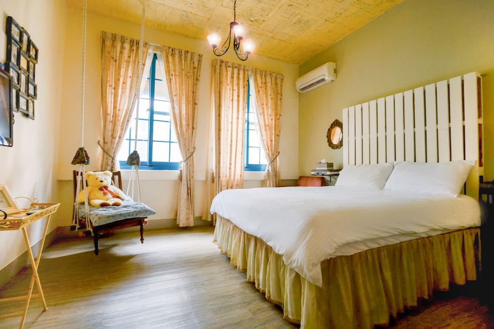 Rabbit House Hotel