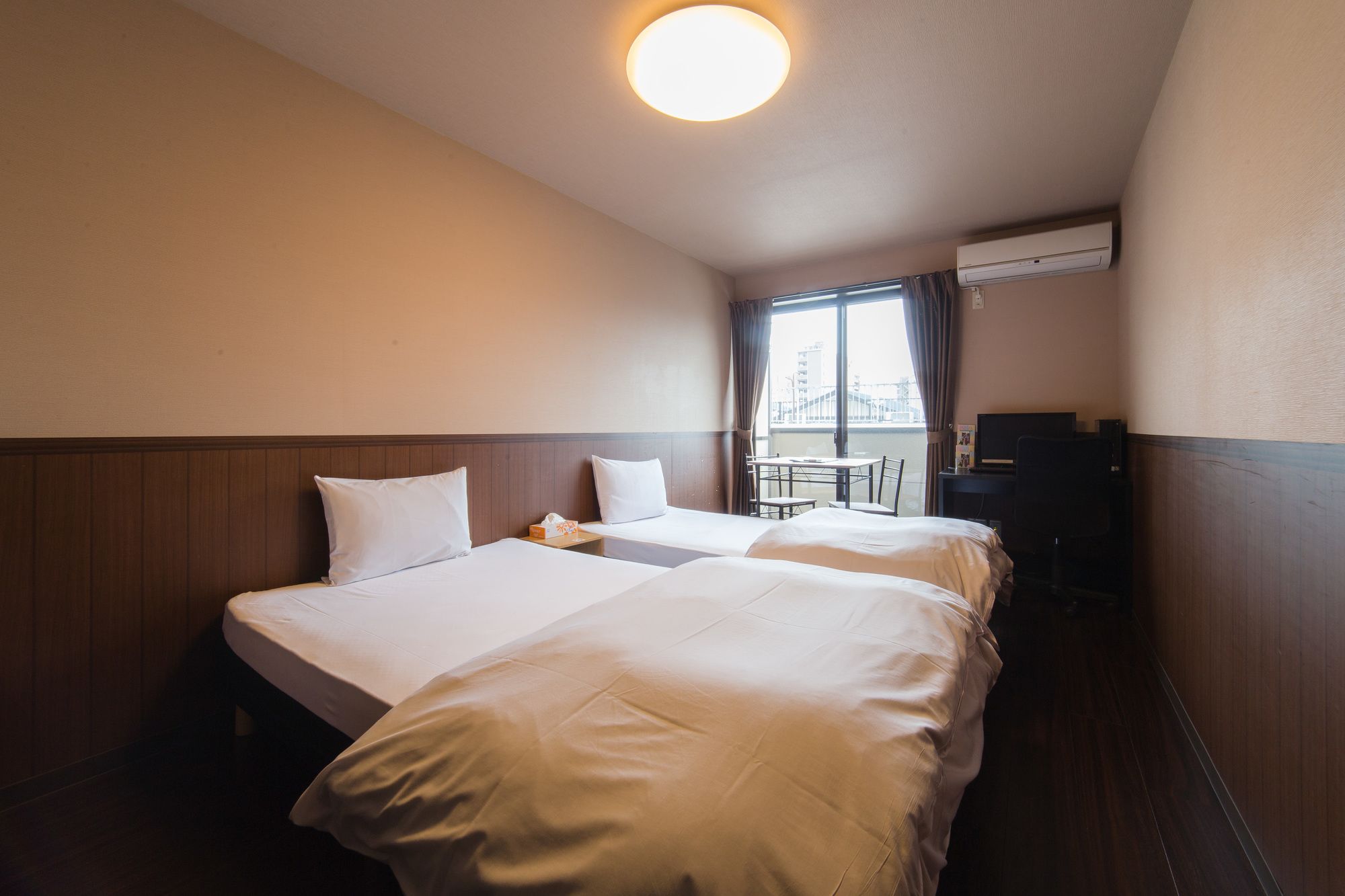 West Avenue Saiin Guest House In Kyoto