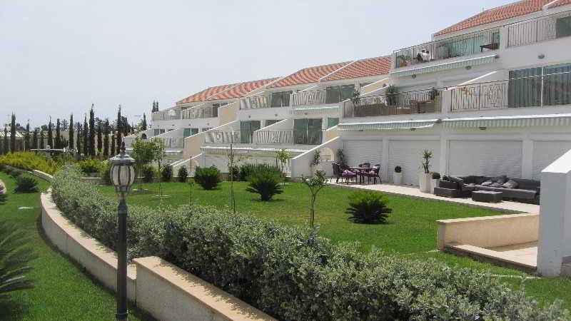 Bayview Gardens