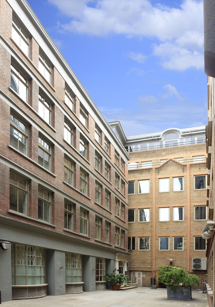 Saco Fleet Street - Crane Court