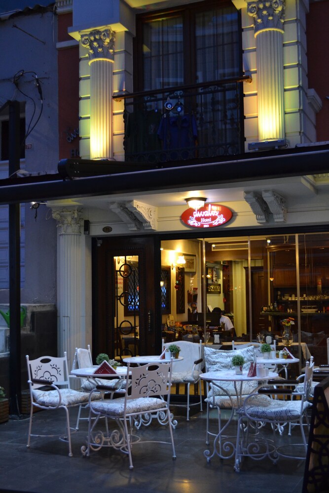 Divalis Hotel