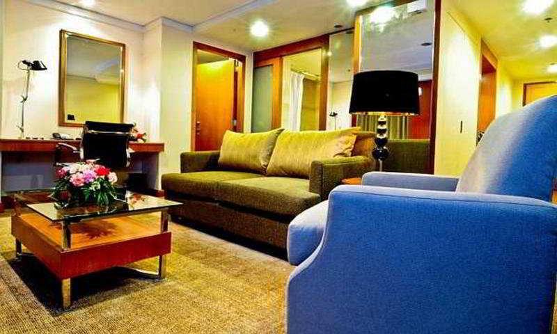 Eastwood Richmonde