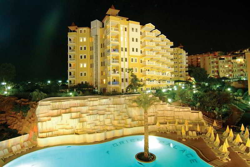 Fun Hill Resort Hotel