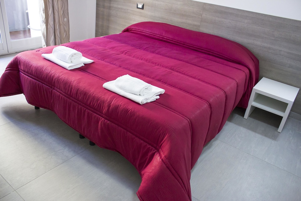 Tiburtina Royal Suites