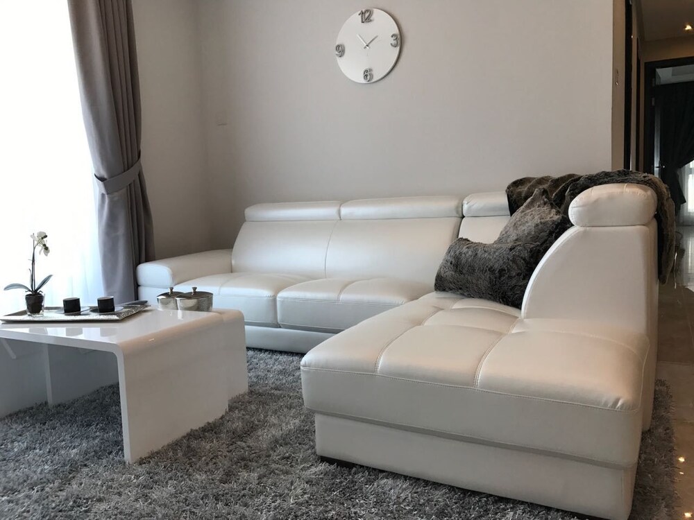 Al Manzil Residence