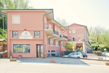 Hotel Nella