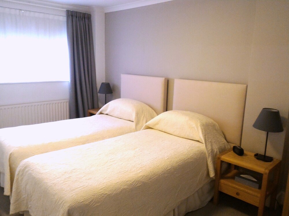 Monarch House Serviced Apartments