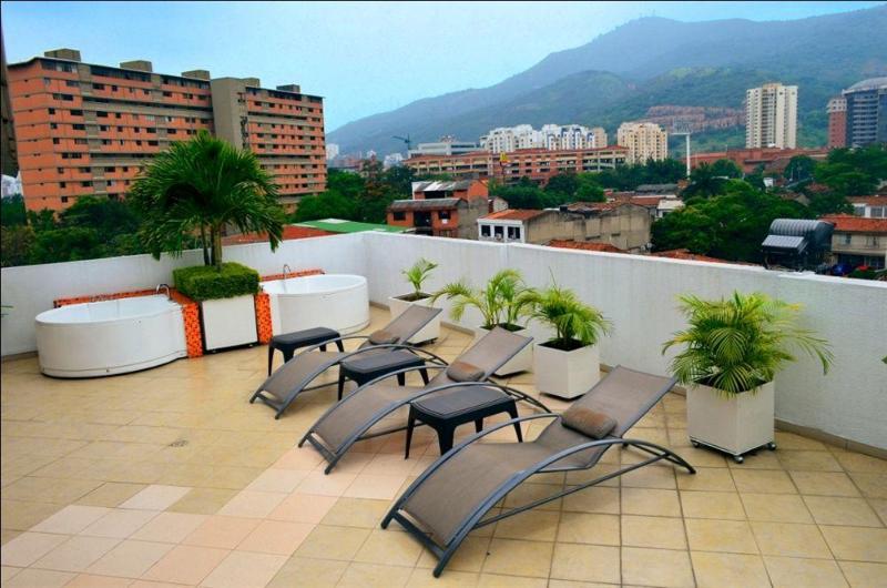 Hotel MS Chipichape Plus