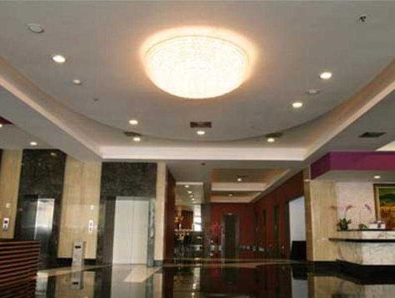 Royal Palm Hotel & Conference Center Cengkareng