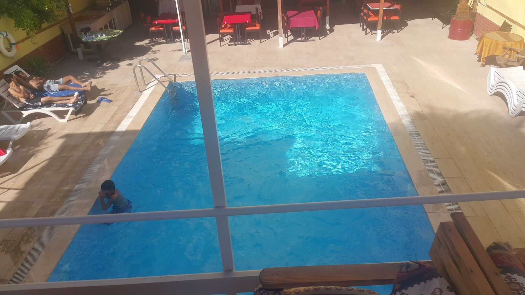 San Fransisco Beach Hotel