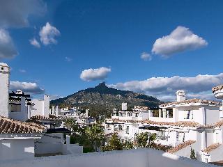 Apartamentos Serinamar Naranjos de Marbella