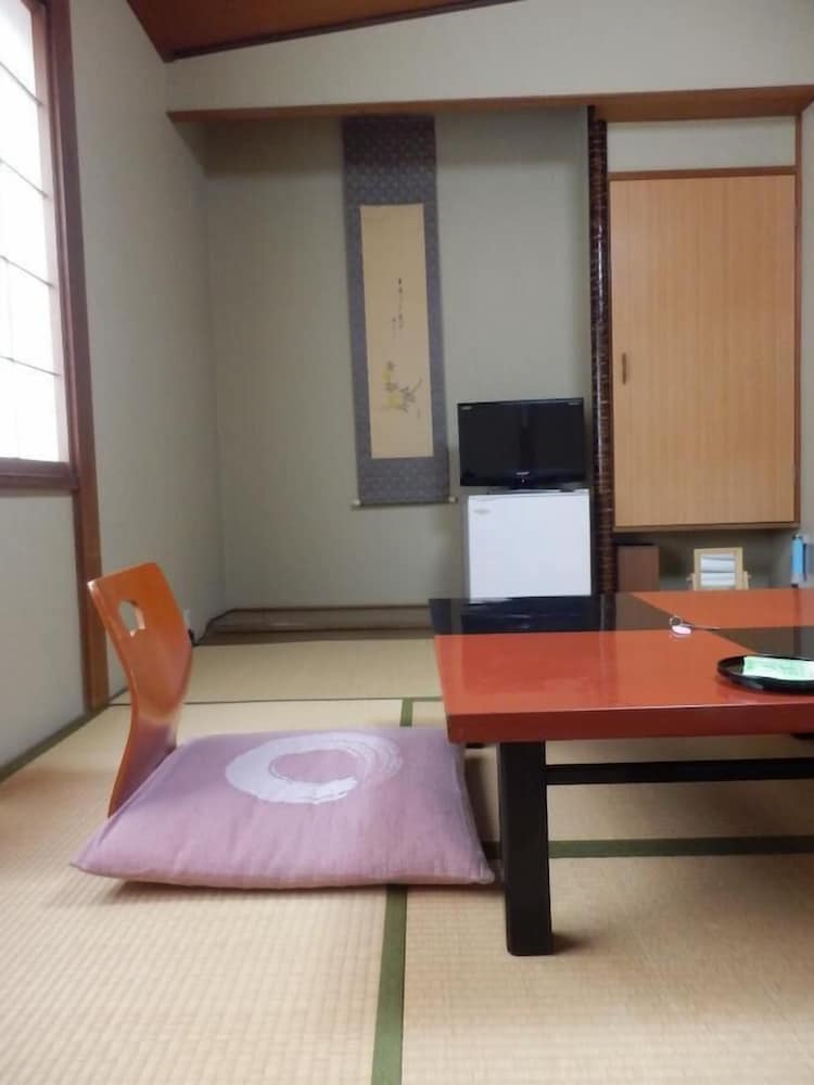 Kikunoya Ryokan