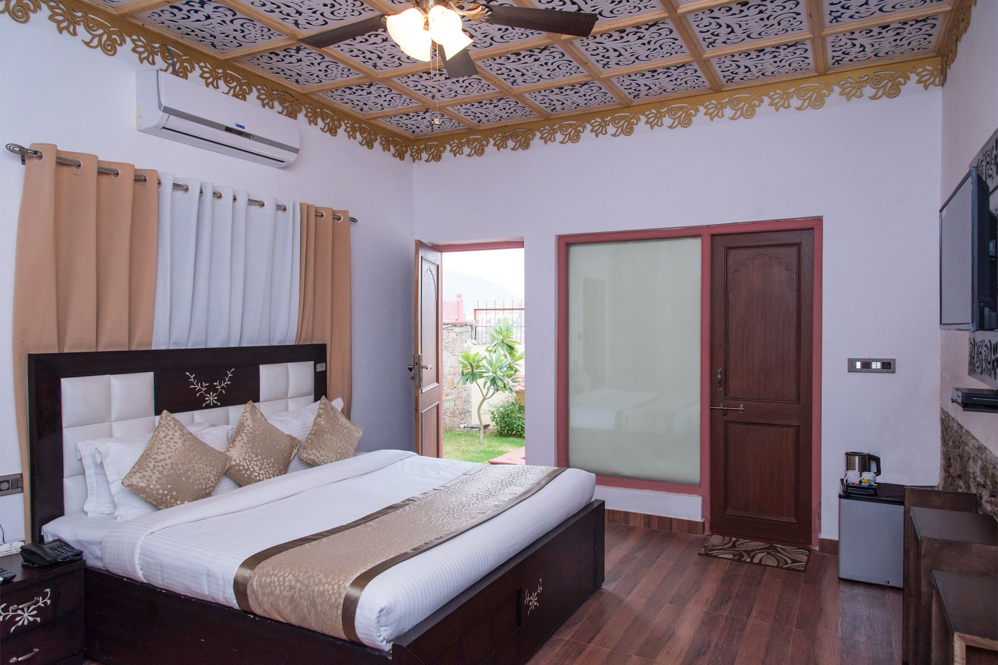 Vijaygarh Resort by OYO Rooms