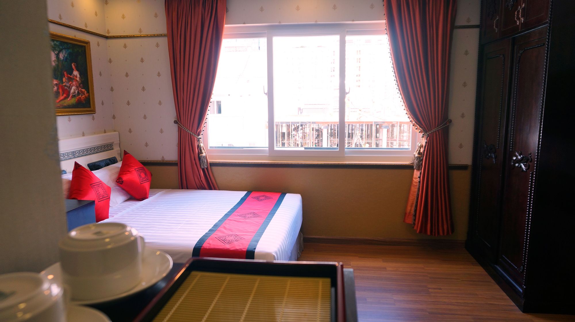 Emerald Serviced Apartments
