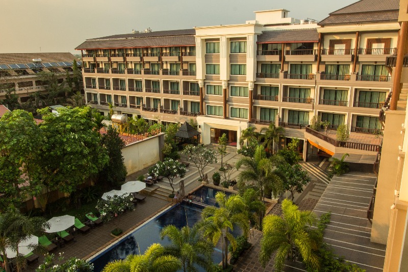 Royal Empire Hotel