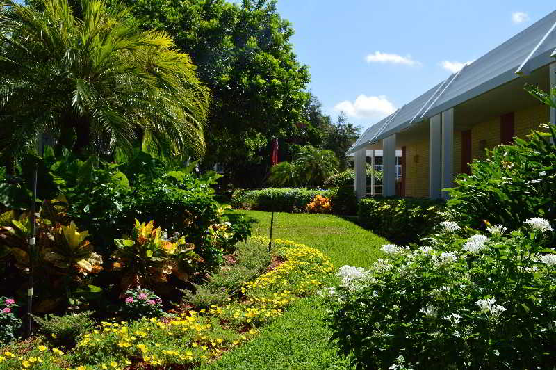 Collins Hotel Naples